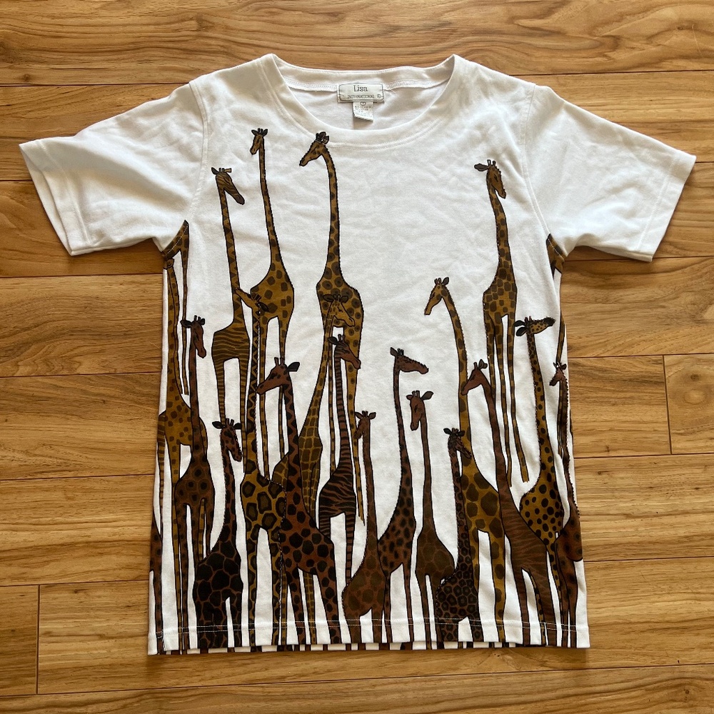 Amazing vintage giraffe t-shirt